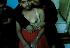 A gazdagoknak két prostituált kisgyerekük van, és jobb, ha kiviszik őket, ha ezért hazamennek, és azonnal punciba élvezés nekiállnak a kedvenceiknek, és mindenki megkeneti a számat, nedves vagyok, majd szexelek vele. a labda ugyanolyan rövid, miután az átok, egyikük befejezte. Az arcon és a testen.
